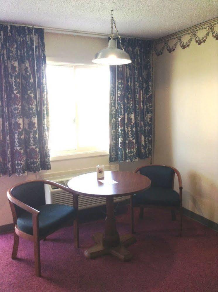 Dollinger'S Motor Inn Albion Zewnętrze zdjęcie